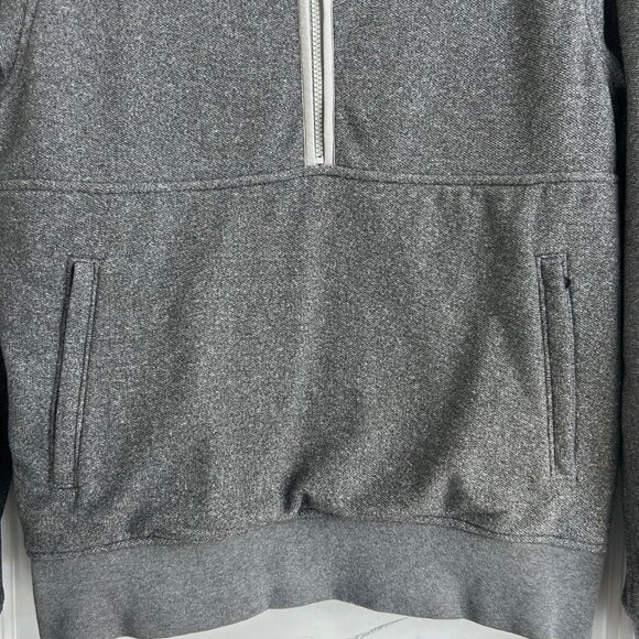 J Crew Sweater Men's Gray Long Sleeve 1/2 zip Pullover Medium Pockets Outdoors - Picture 7 of 9